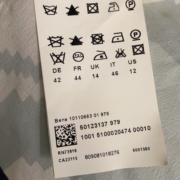 NWOT Hugo Boss Blue Printed Wrap Blouse, size 12 - Picture 5 of 10